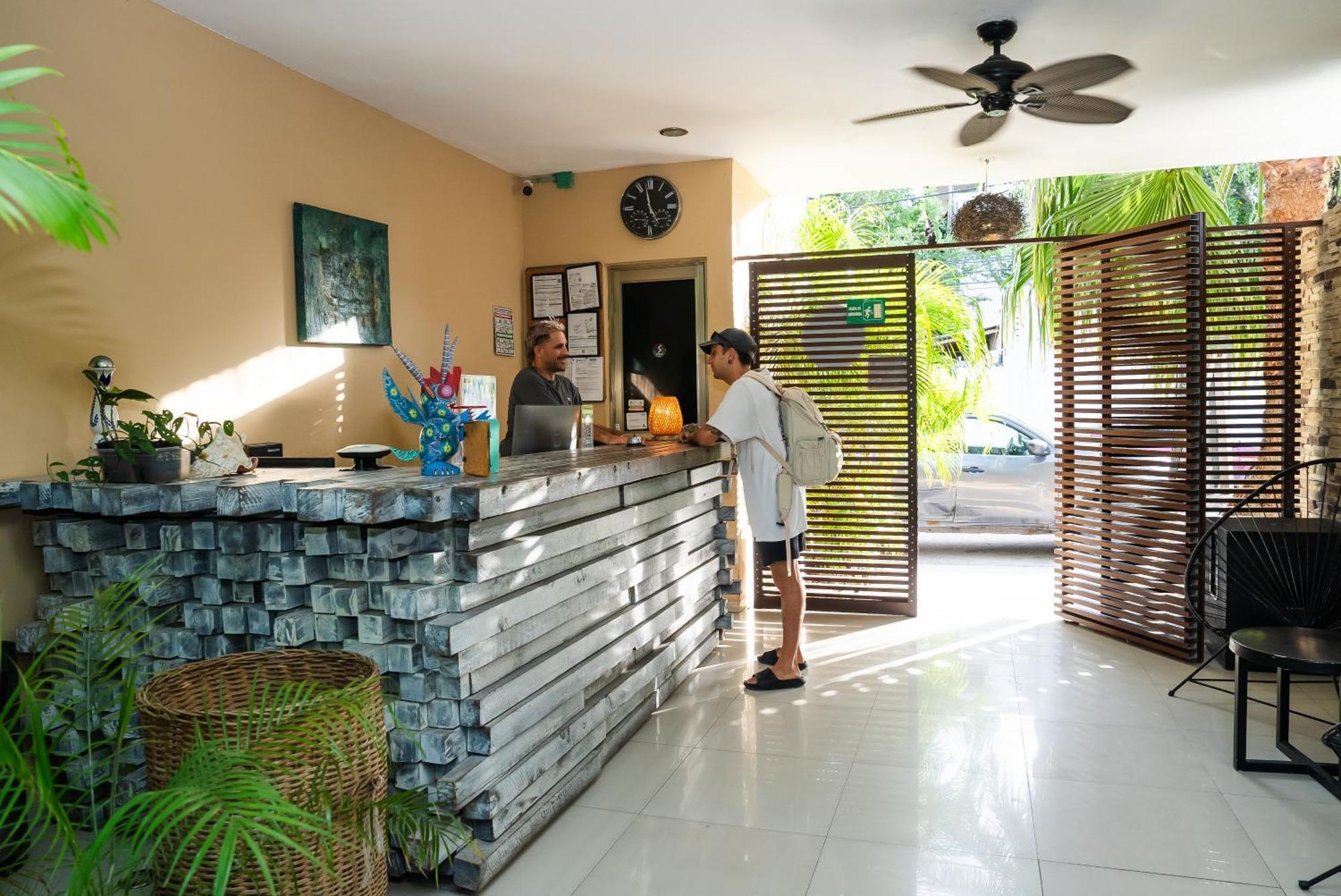 Sayab Hostel Playa del Carmen Exterior photo